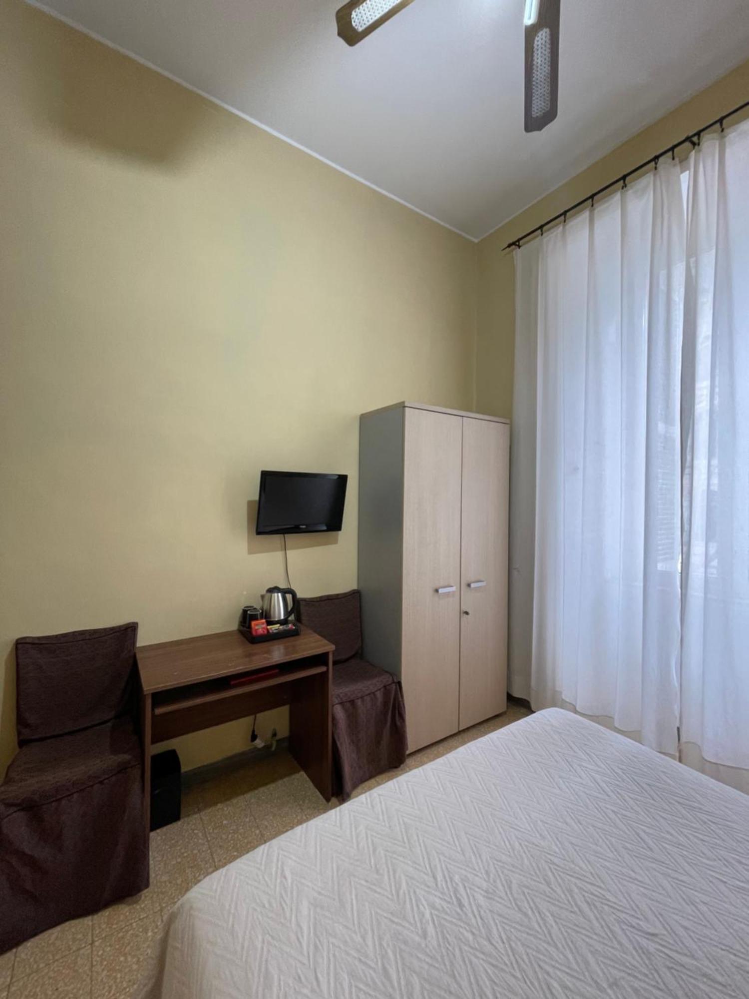 Guest House Meret Rome Buitenkant foto
