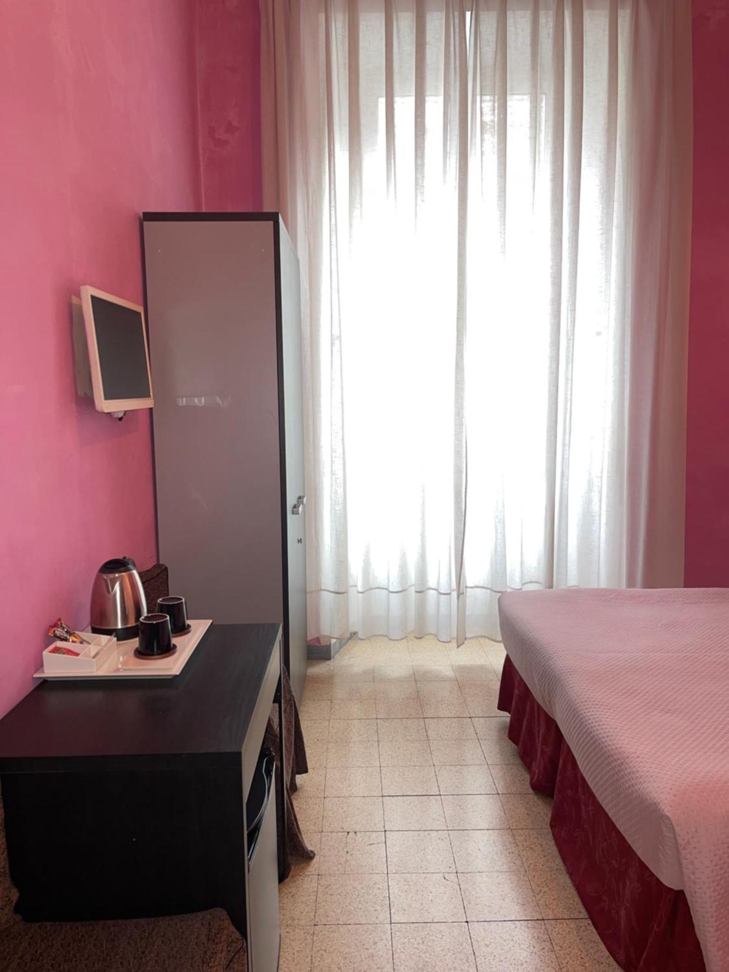 Guest House Meret Rome Buitenkant foto