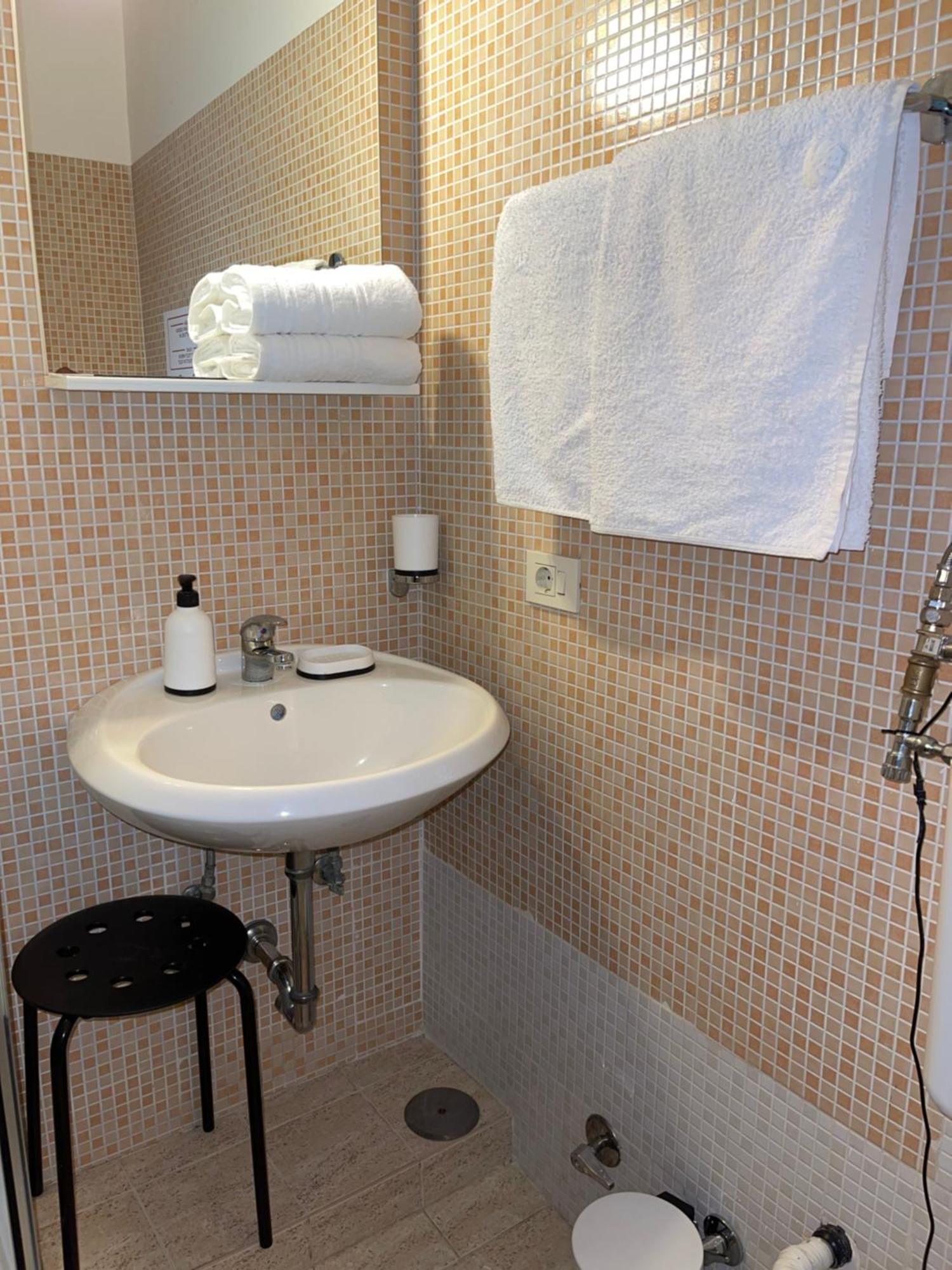 Guest House Meret Rome Buitenkant foto
