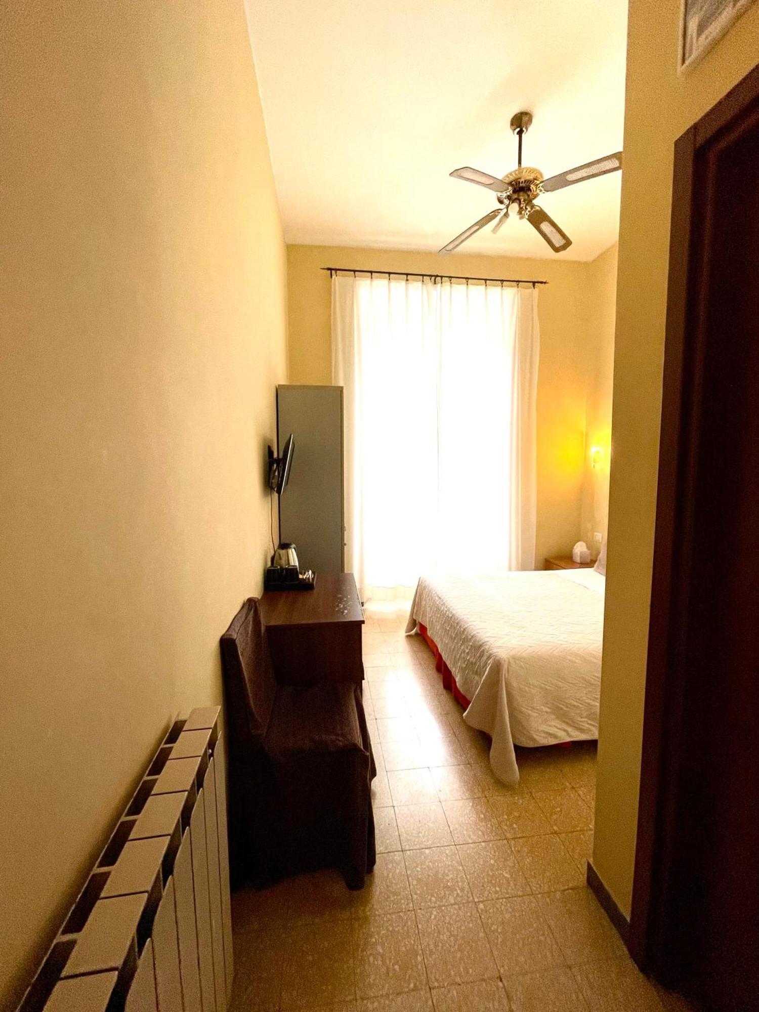Guest House Meret Rome Buitenkant foto